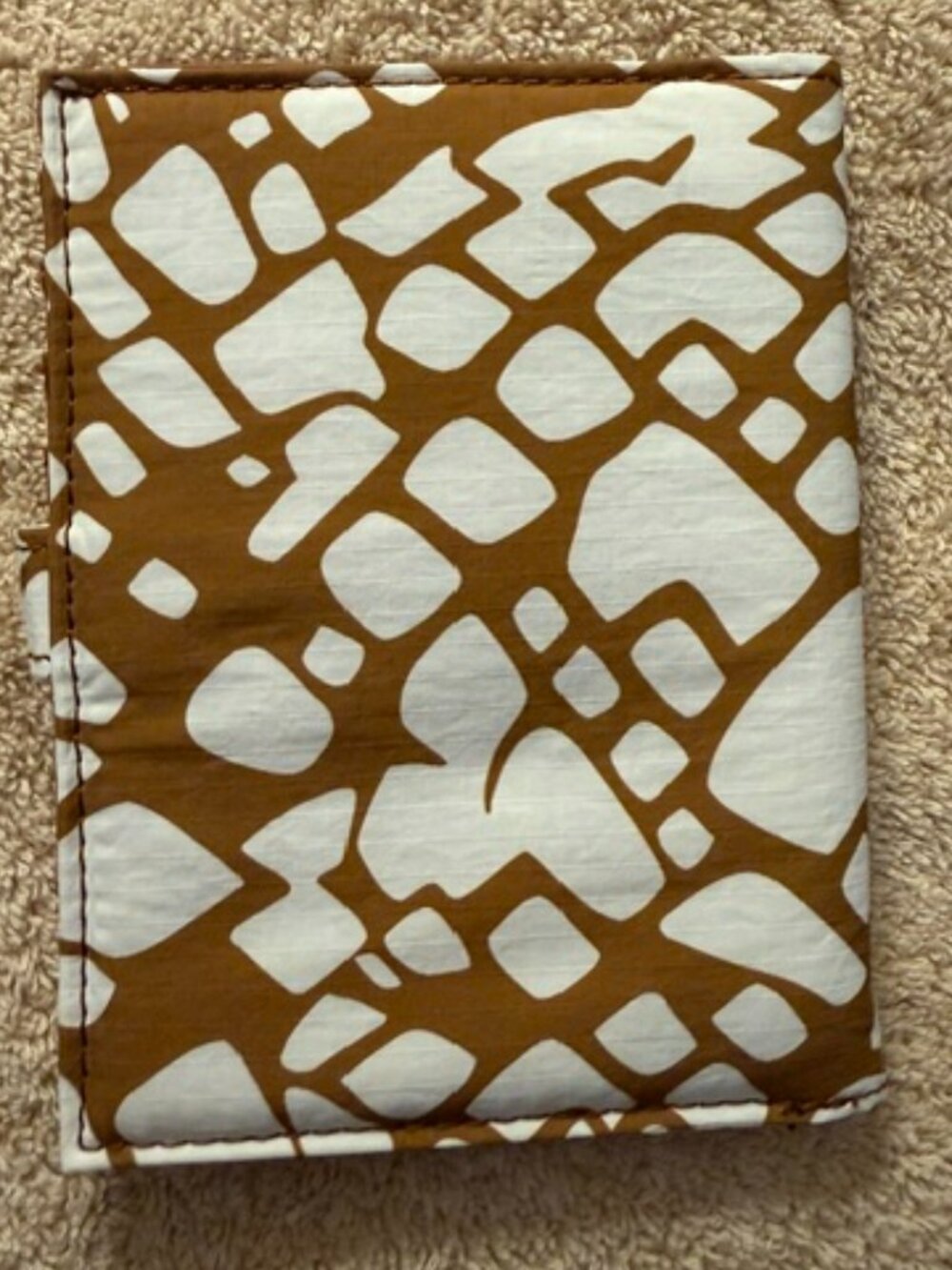 ALOHA Collection Passport Wallet Card Holder Brown White Travel Organizer - Picture 4 of 7
